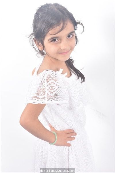 Bursa Cast Ajans Nisa 99010
