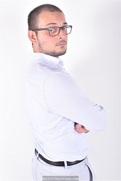 Erkek Oyuncular Adayımız Memduh