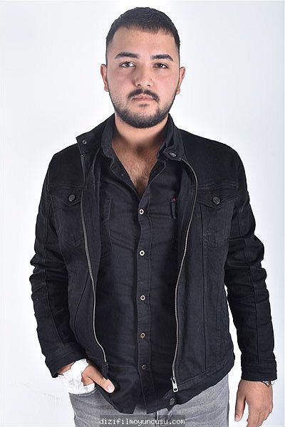 Erkek Oyuncular Adayımız Onur