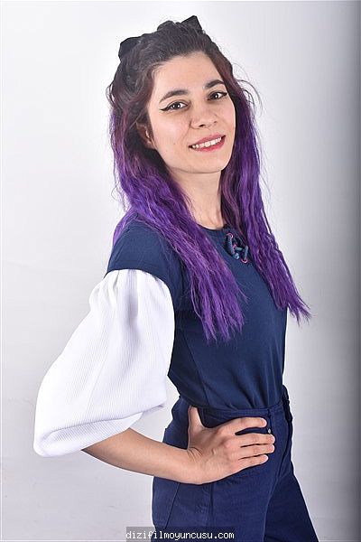 Kadın Oyuncular Adayımız Gökçe