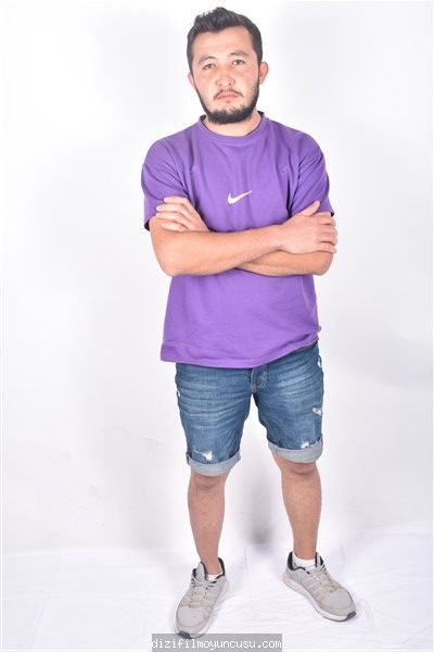 Antalya Dizi Film Oyuncusu Hüseyin 27 Yaşında 170cm Boyunda 70 Kilo