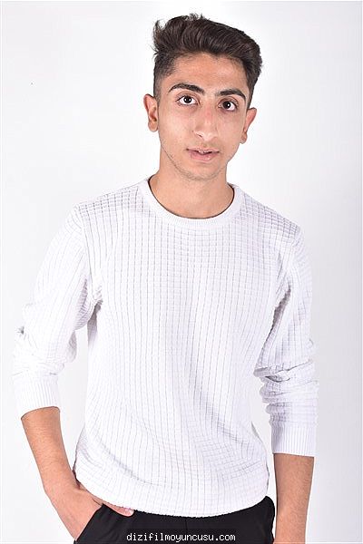 Erkek Oyuncular Adayımız Emcet