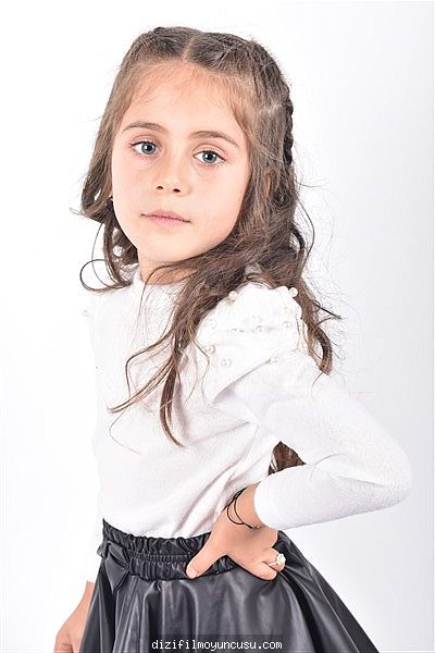 Çocuk Oyuncular Adayımız Hira