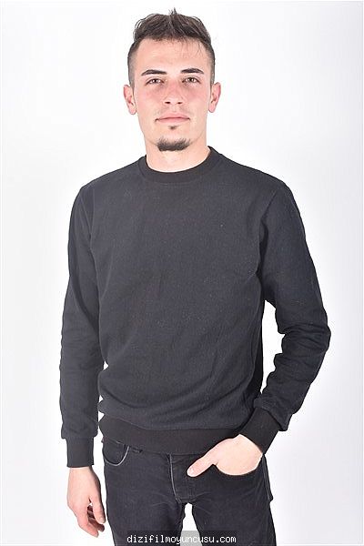 Erkek Oyuncular Adayımız Mehmet