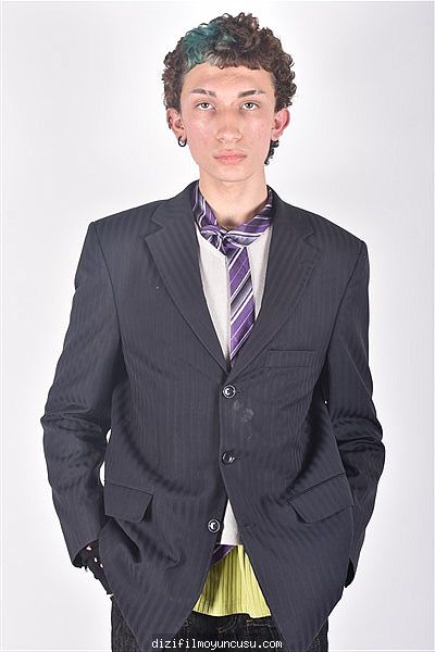 Erkek Oyuncular Adayımız Burak