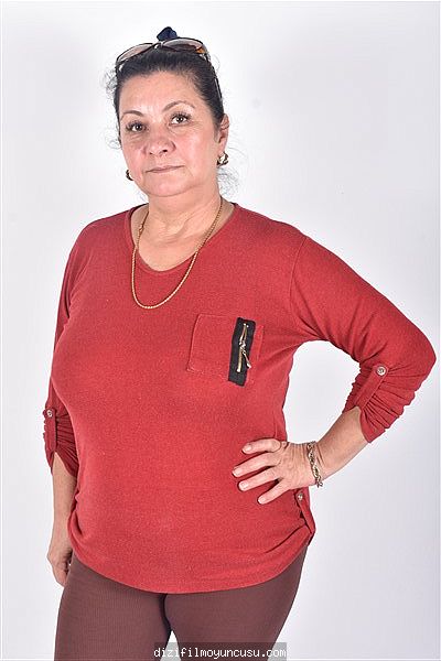 Kadın Oyuncular Adayımız Remziye