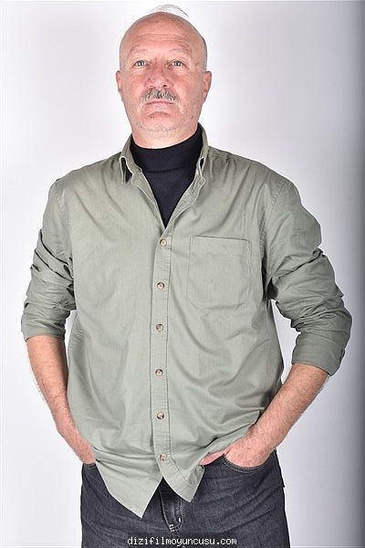 Erkek Oyuncular Adayımız Tarık
