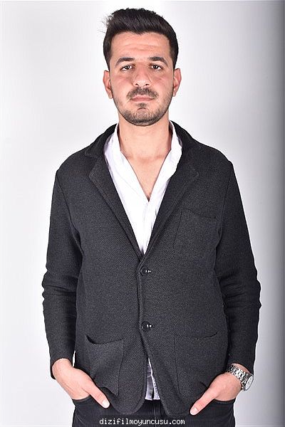 Erkek Oyuncular Adayımız Hüseyin