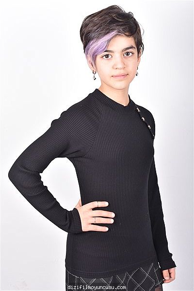 Çocuk Oyuncular Adayımız Berra