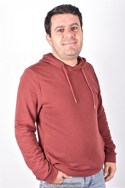 Erkek Oyuncular Adayımız İsmail