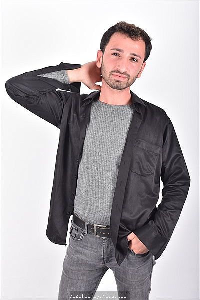 Erkek Oyuncular Adayımız Serhat