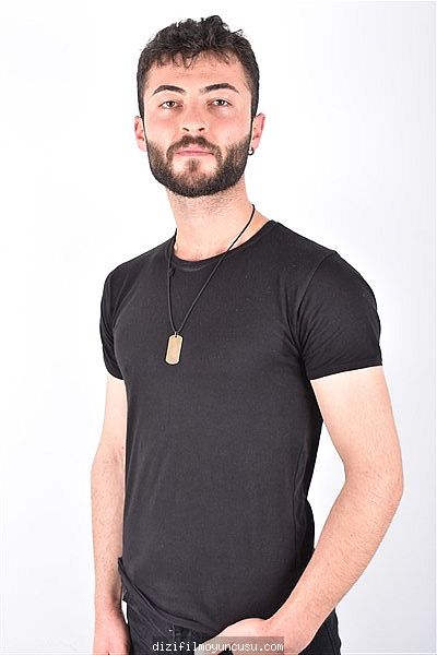 Erkek Oyuncular Adayımız Ayhan