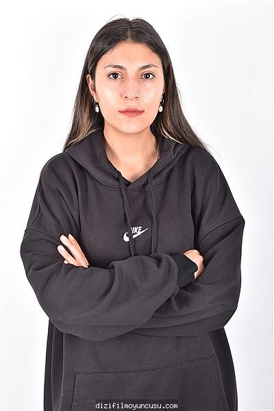 Kadın Oyuncular Adayımız Dilara