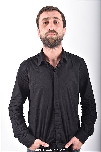 Erkek Oyuncular Adayımız Hasan