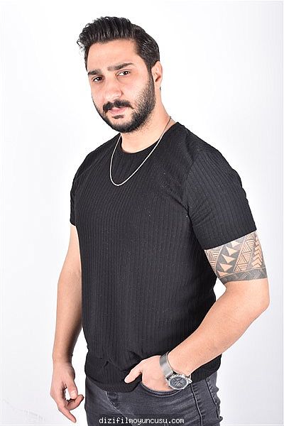 Erkek Oyuncular Adayımız Barış