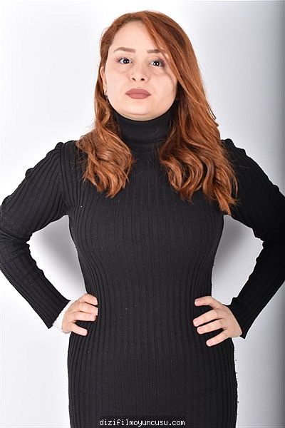 Kadın Oyuncular Adayımız Betül