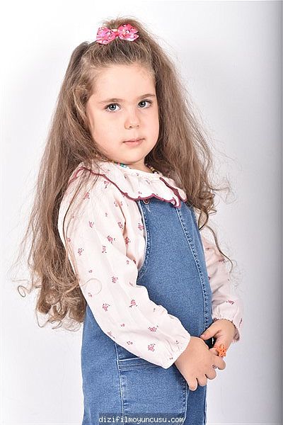 Çocuk Oyuncular Adayımız Asya