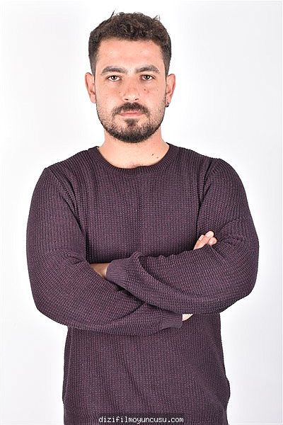 Erkek Oyuncular Adayımız Emre