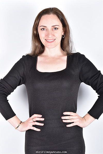 Kadın Oyuncular Adayımız Feride