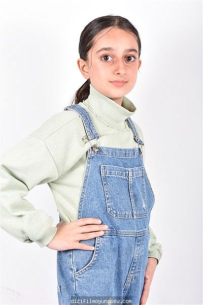 Çocuk Oyuncular Adayımız Alara
