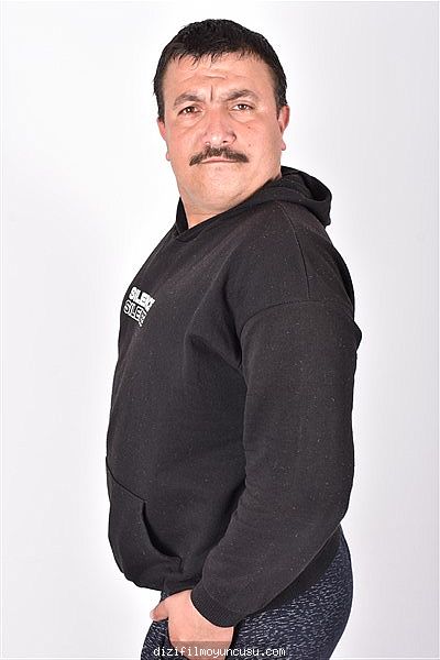Erkek Oyuncular Adayımız Erdal