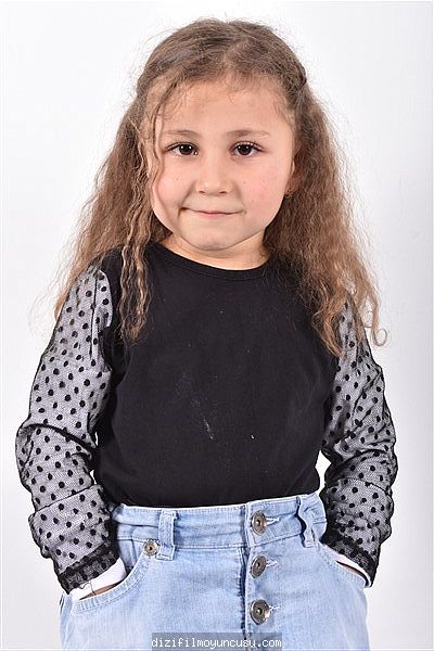 Çocuk Oyuncular Adayımız Eda