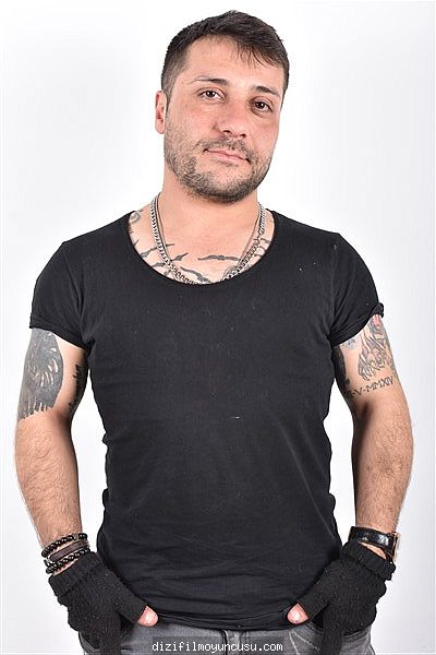 Erkek Oyuncular Adayımız İsmail