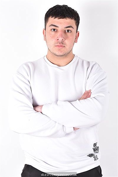 Erkek Oyuncular Adayımız Ömer