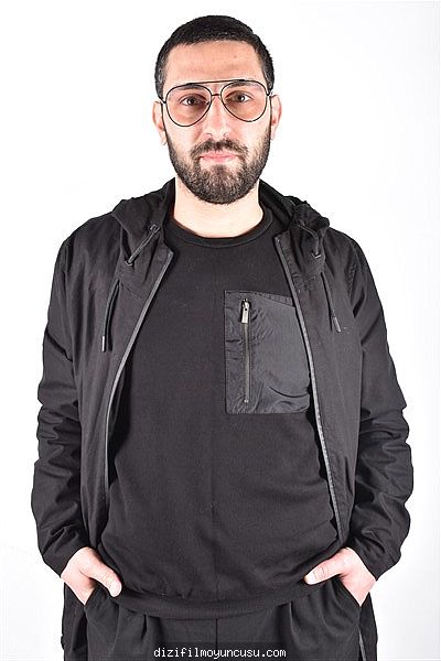 Erkek Oyuncular Adayımız Osman