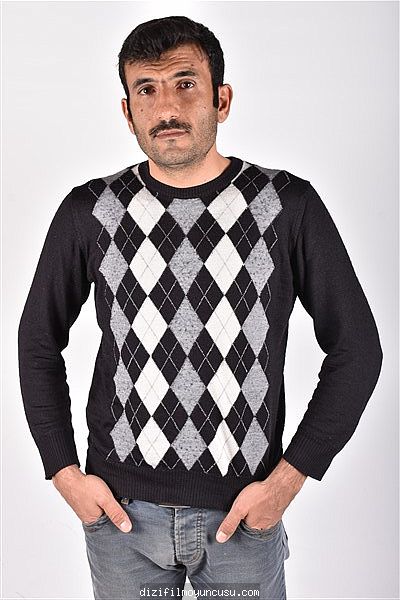 Erkek Oyuncular Adayımız Mehmet