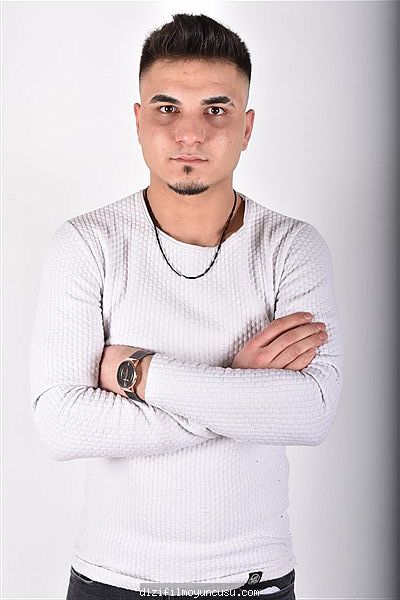 Erkek Oyuncular Adayımız Mehmet