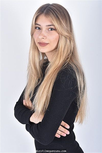 Kadın Oyuncular Adayımız Hilal