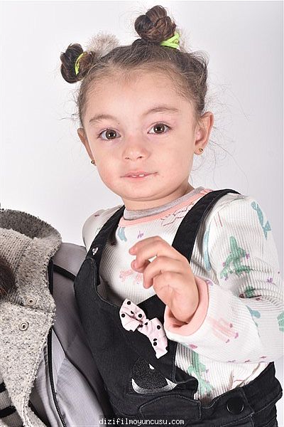 Çocuk Oyuncular Adayımız Senanur