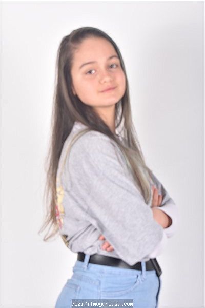 Çocuk Oyuncular Adayımız Elif