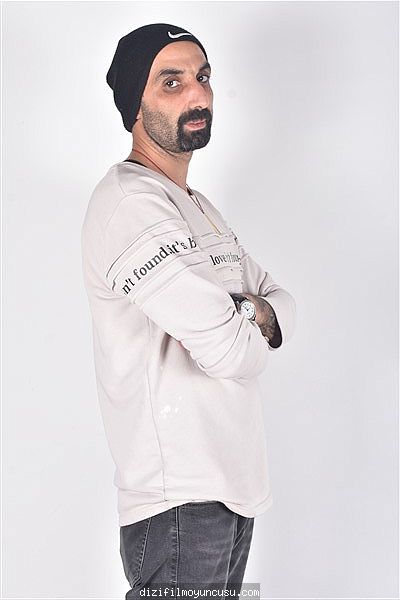 Erkek Oyuncular Adayımız Levent