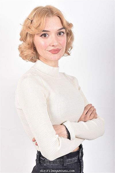 Kadın Oyuncular Adayımız Serap
