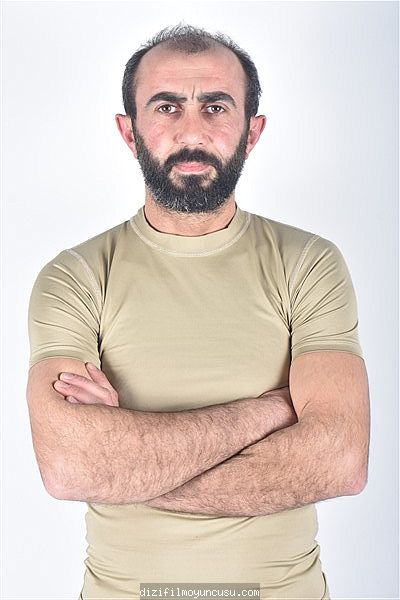 Erkek Oyuncular Adayımız Erdin