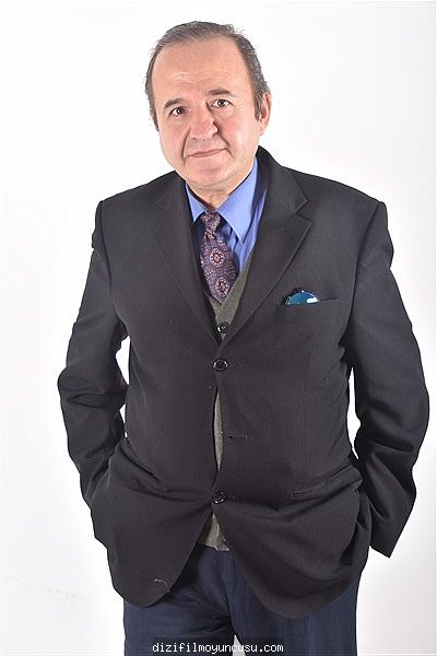Erkek Oyuncular Adayımız Orhan