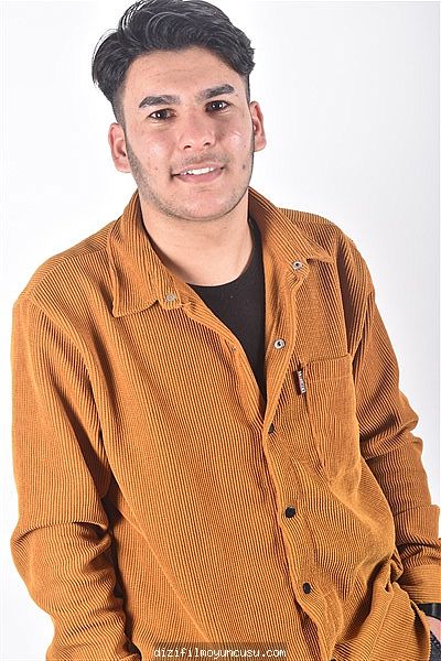 Erkek Oyuncular Adayımız Salih