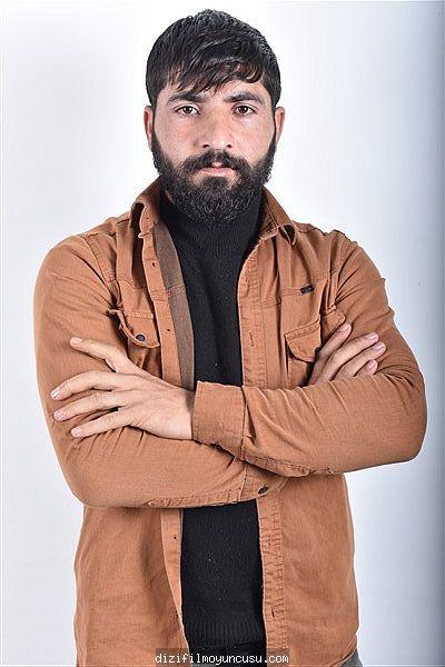 Erkek Oyuncular Adayımız Ahmet