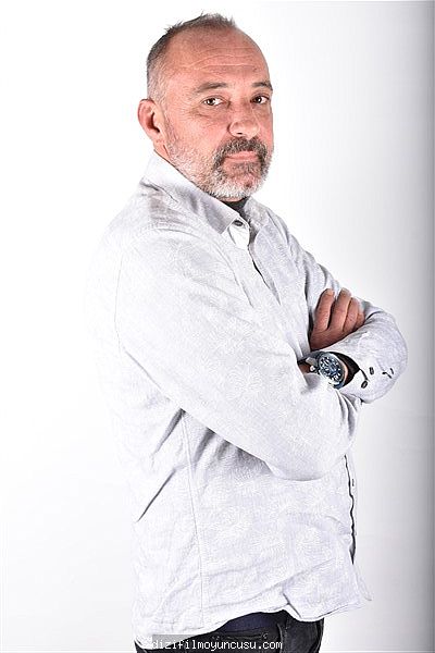 Erkek Oyuncular Adayımız Özdemir