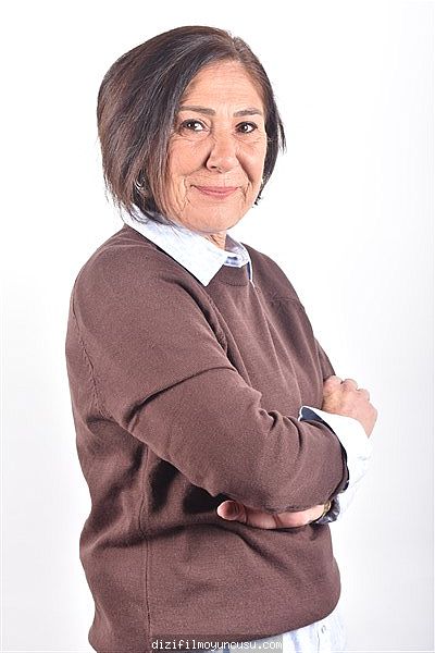 Kadın Oyuncular Adayımız Belgin