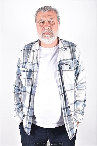 Erkek Oyuncular Adayımız Coşkun