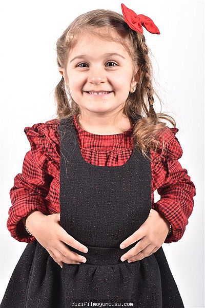 Çocuk Oyuncular Adayımız Ayşe