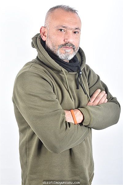 Erkek Oyuncular Adayımız Hakan