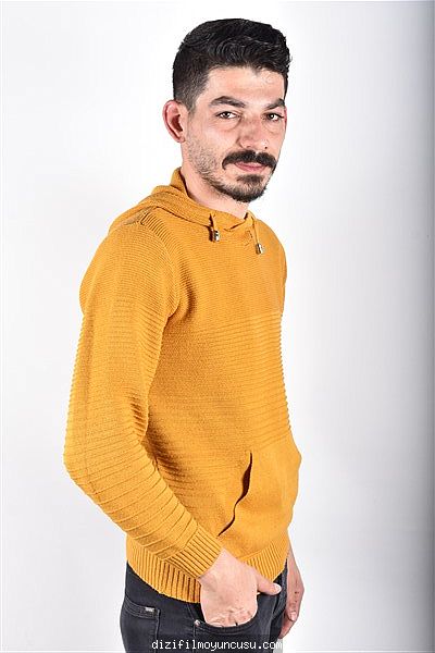 Erkek Oyuncular Adayımız Mustafa