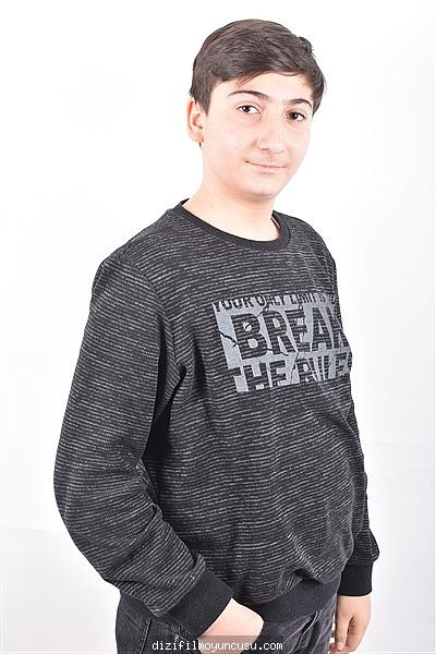 Çocuk Oyuncular Adayımız Yiğit