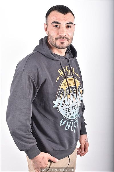 Erkek Oyuncular Adayımız Murat