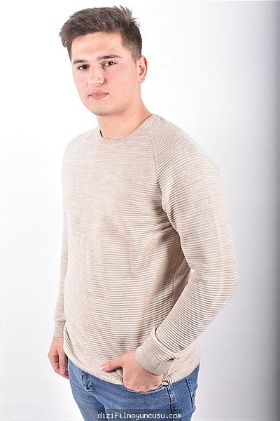 Erkek Oyuncular Adayımız Yiğit