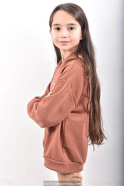 Çocuk Oyuncular Adayımız Zeynep
